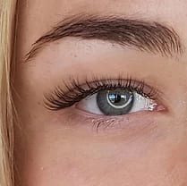 Eyelash Extensions Sydney - Waxing Eyebrow - Master Lashes